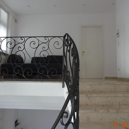 Bed&Bluup Hotel Savona Exterior photo